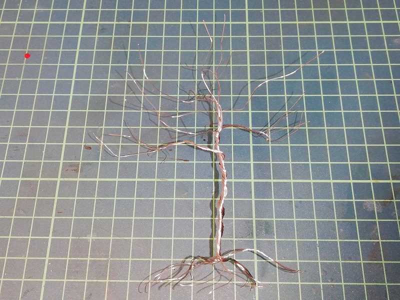 模型 情景 100均でそろえた材料でジオラマの 木 を作る方法 オノマトペ